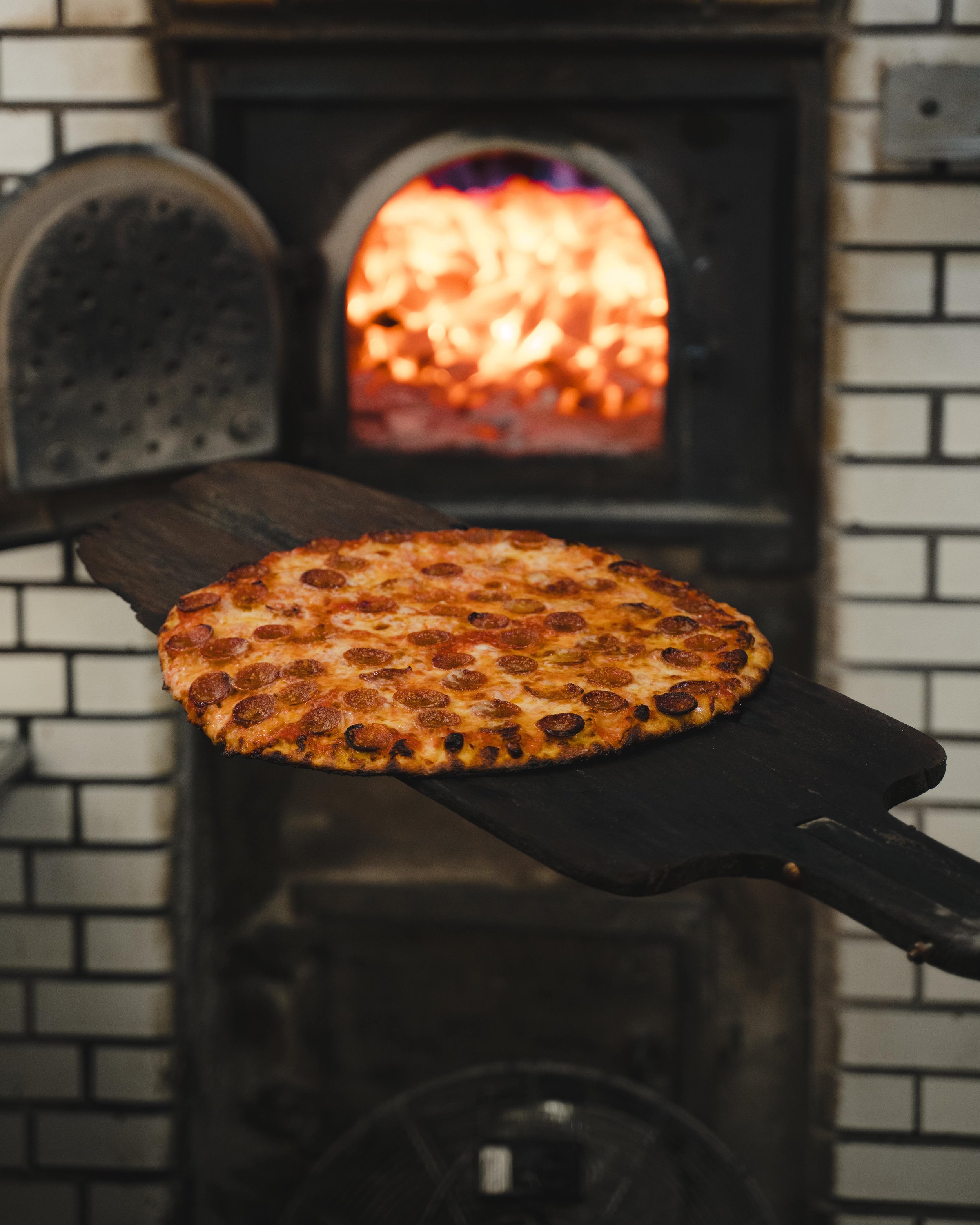 Frank Pepe Pizzeria Napoletana — One Bite Pizza Fest